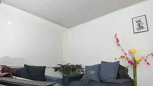 alicia rouusel online show from 11-05-25, 12:36