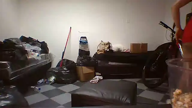 Snapshot of La_pauli_latina chatting on 12-09-24, 02:34 La pauli latina online show from 12-09-24, 02:34