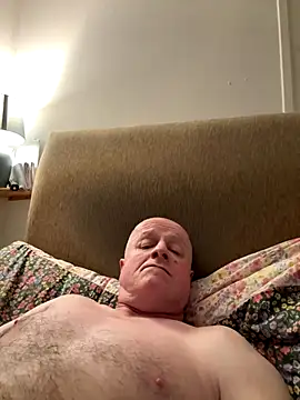Snapshot of locallad88 chatting on 10-04-25, 10:44 locallad88 online show from 10-04-25, 10:44