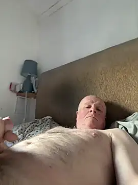 Snapshot of locallad88 chatting on 02-25-25, 04:04 locallad88 online show from 02-25-25, 04:04