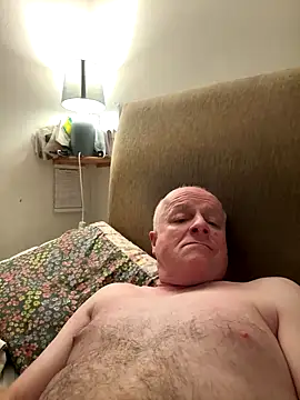 Snapshot of locallad88 chatting on 10-22-25, 10:08 locallad88 online show from 10-22-25, 10:08