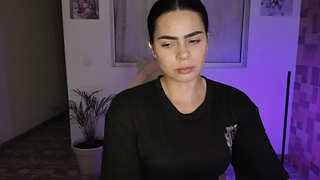 sexyladyy  online show from 03-04-25, 02:38