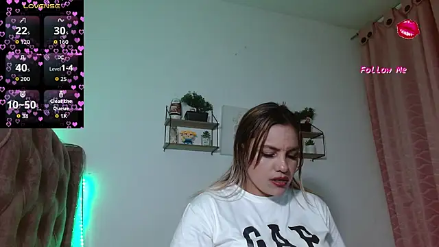 Snapshot of naugtyqueen chatting on 11-20-25, 12:11 naugtyqueen online show from 11-20-25, 12:11