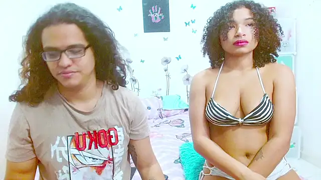 Snapshot of Kami_chigiri21 chatting on 03-18-25, 11:42 Kami chigiri21 online show from 03-18-25, 11:42