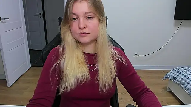 Snapshot of stacy_miracle chatting on 12-26-24, 10:16 stacy miracle online show from 12-26-24, 10:16