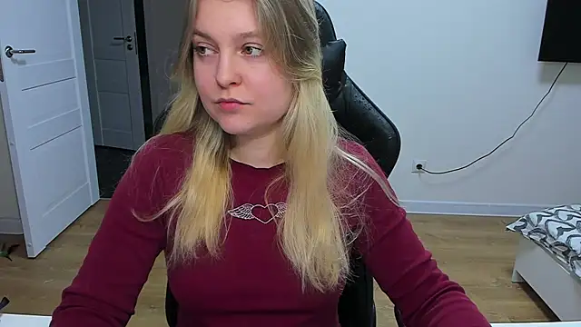 Snapshot of stacy_miracle chatting on 01-29-25, 07:32 stacy miracle online show from 01-29-25, 07:32