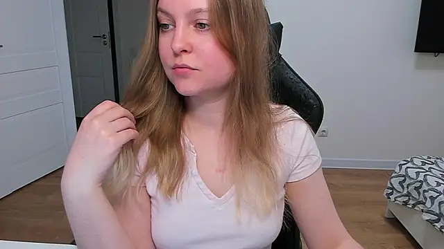 Snapshot of stacy_miracle chatting on 05-12-26, 05:41 stacy miracle online show from 05-12-26, 05:41