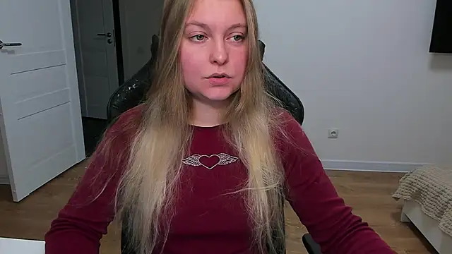 Snapshot of stacy_miracle chatting on 10-24-25, 12:48 stacy miracle online show from 10-24-25, 12:48