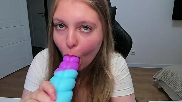 stacy miracle online show from 04-08-26, 05:03