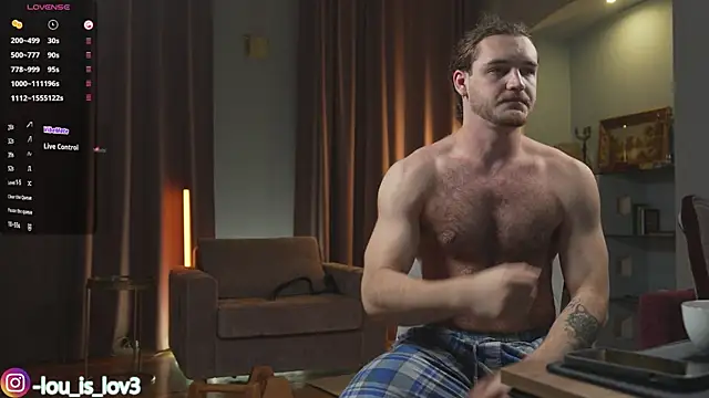 Louis Karlos online show from 10-25-25, 03:49