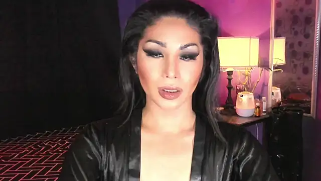 MaxxineMorenaTs online show from 07-03-26, 06:36