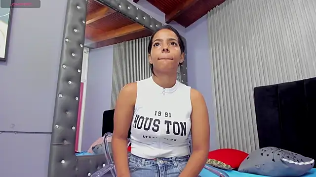  Valeria Brown online show from 12-21-25, 08:09