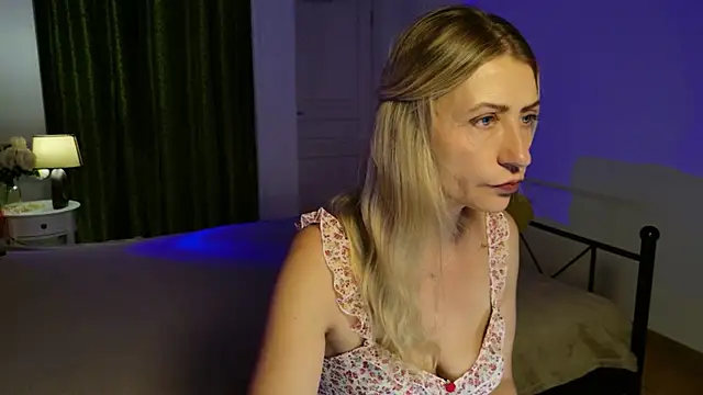ZoeGrant online show from 05-17-26, 05:57
