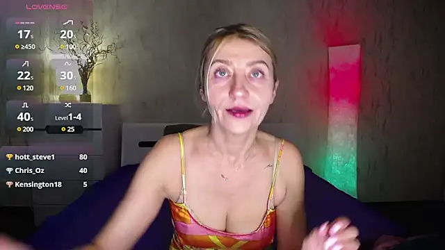 ZoeGrant online show from 03-11-25, 02:53