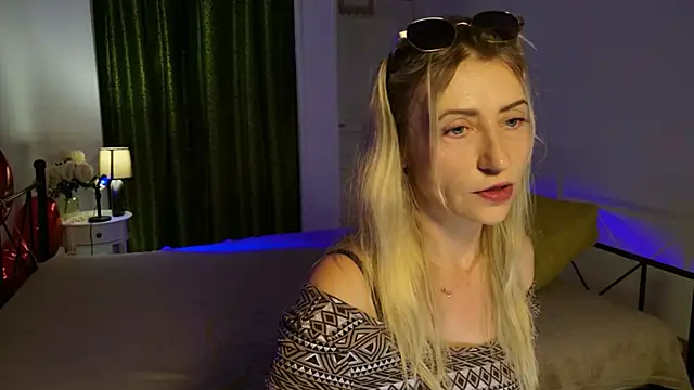 ZoeGrant online show from 05-24-26, 05:46