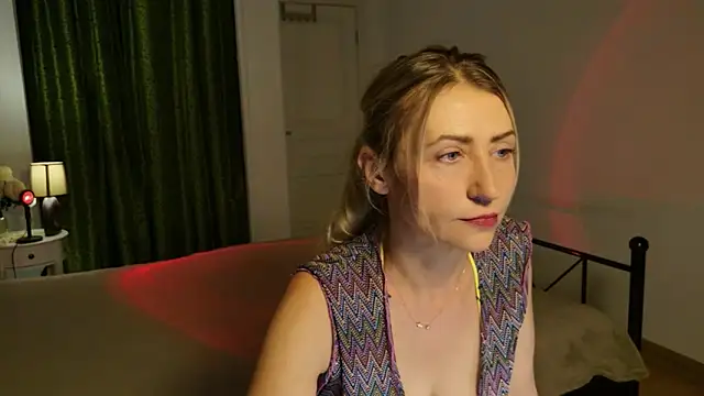 ZoeGrant online show from 05-15-26, 06:06