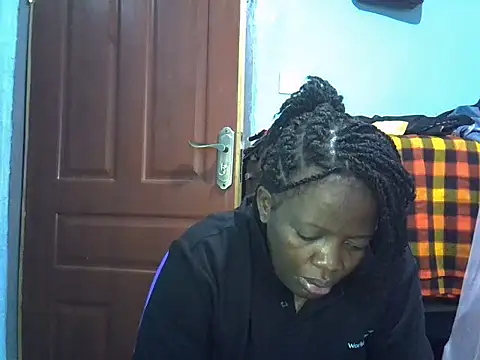 Snapshot of Ebonyceline chatting on 05-23-26, 05:39 Ebonyceline online show from 05-23-26, 05:39