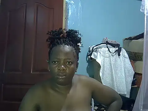 Snapshot of Ebonyceline chatting on 04-19-26, 08:44 Ebonyceline online show from 04-19-26, 08:44