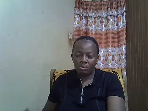 Ebonyceline online show from 10-20-25, 01:18
