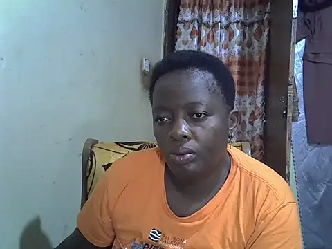 Ebonyceline online show from 10-28-25, 04:13