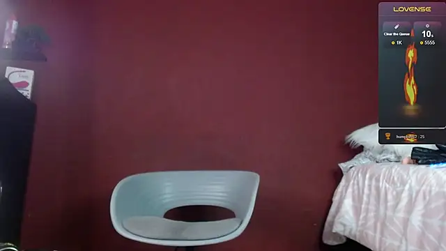 TomLover 12 online show from 02-21-25, 02:06