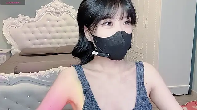 Mya Lee online show from 02-17-26, 05:54