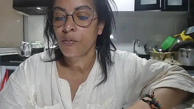 kateleyagrey online show from 09-10-25, 01:10