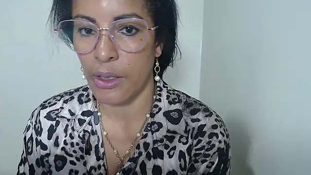 Snapshot of kateleyagrey chatting on 07-11-26, 07:25 kateleyagrey online show from 07-11-26, 07:25