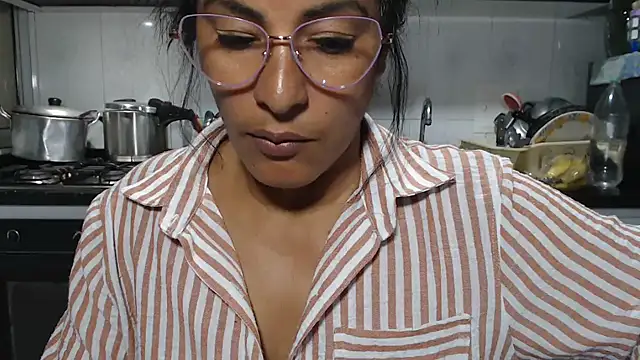 kateleyagrey online show from 02-03-26, 02:53