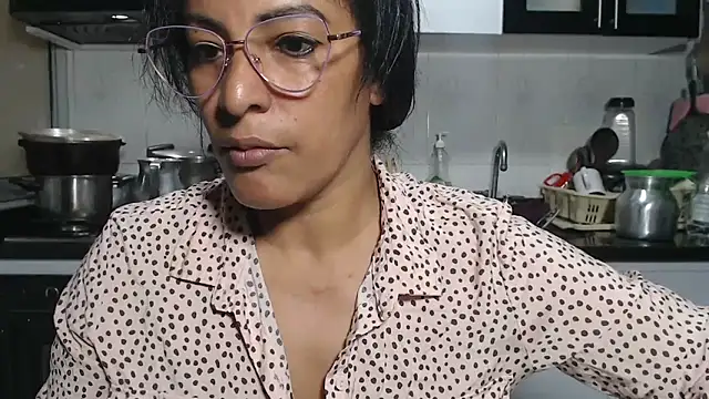 Snapshot of kateleyagrey chatting on 06-17-26, 08:41 kateleyagrey online show from 06-17-26, 08:41