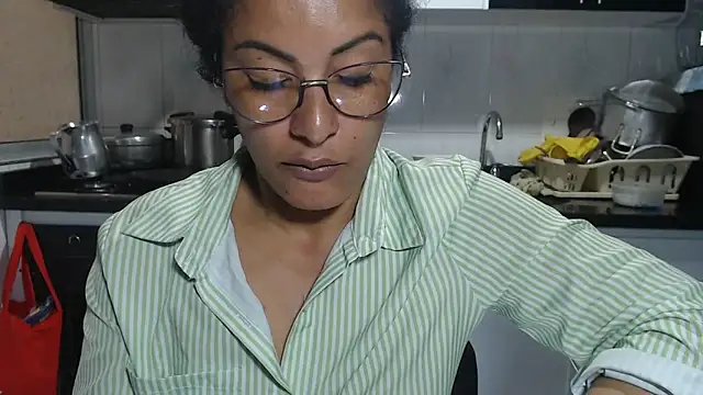 kateleyagrey online show from 09-19-25, 03:16