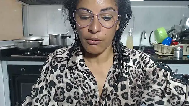 Snapshot of kateleyagrey chatting on 05-25-26, 07:12 kateleyagrey online show from 05-25-26, 07:12