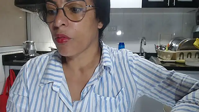 kateleyagrey online show from 09-15-25, 01:22