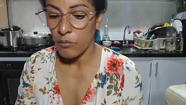 kateleyagrey online show from 02-07-26, 07:22