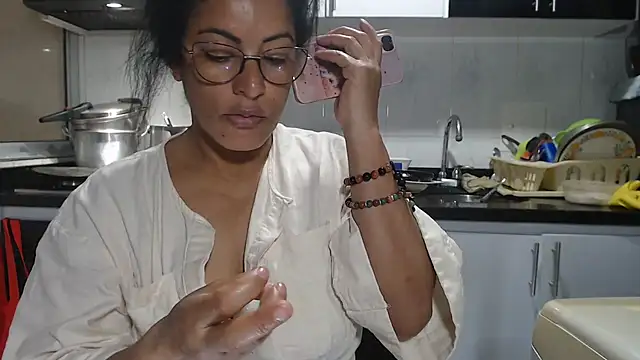 kateleyagrey online show from 09-17-25, 01:13