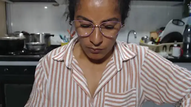 kateleyagrey online show from 02-02-26, 09:14