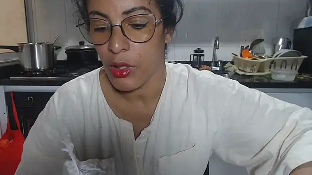 kateleyagrey online show from 10-05-25, 01:24