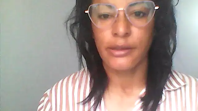Snapshot of kateleyagrey chatting on 07-19-26, 02:03 kateleyagrey online show from 07-19-26, 02:03