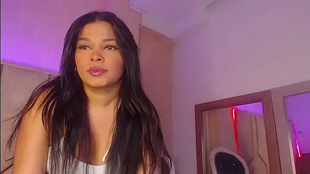 Snapshot of DeniseMoca chatting on 07-18-26, 05:32 DeniseMoca online show from 07-18-26, 05:32