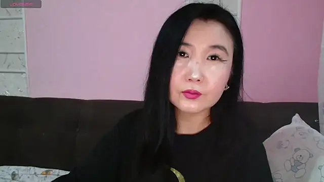 Bet Lu online show from 10-23-25, 01:37