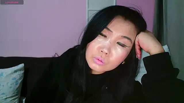 Bet Lu online show from 10-15-25, 08:50