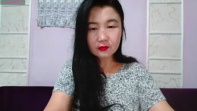 Bet Lu online show from 11-30-25, 05:08