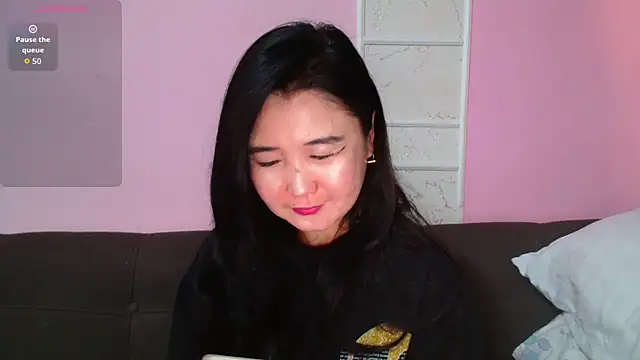 Bet Lu online show from 10-24-25, 03:27