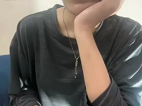 Minal 07 online show from 04-19-26, 04:52