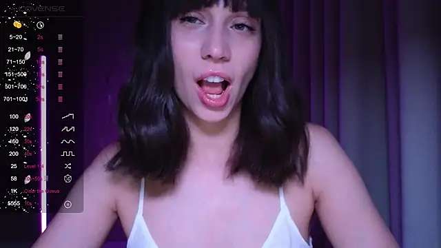 Alice Wonders online show from 10-17-25, 08:21