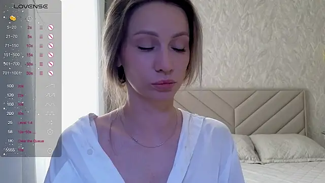 Alice Wonders online show from 03-11-26, 06:07