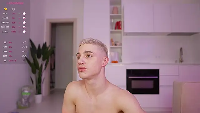 Snapshot of Evan__White_ chatting on 02-11-25, 05:40 Evan  White  online show from 02-11-25, 05:40