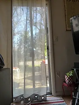 Snapshot of ClumsyLink chatting on 03-04-26, 06:37 ClumsyLink online show from 03-04-26, 06:37