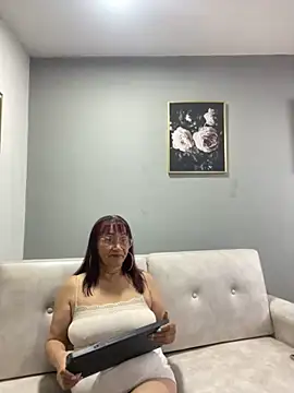 Savvanahh online show from 11-05-25, 11:24