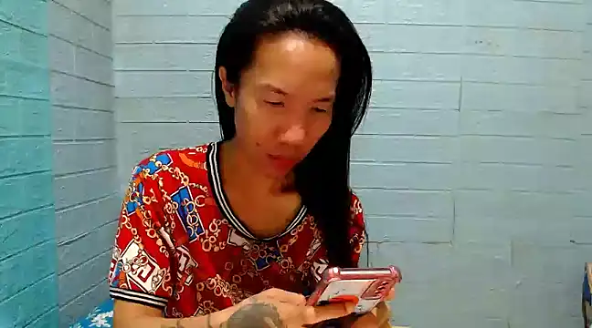 Snapshot of AsianNaughtiesMistress chatting on 01-28-25, 11:39 AsianNaughtiesMistress online show from 01-28-25, 11:39
